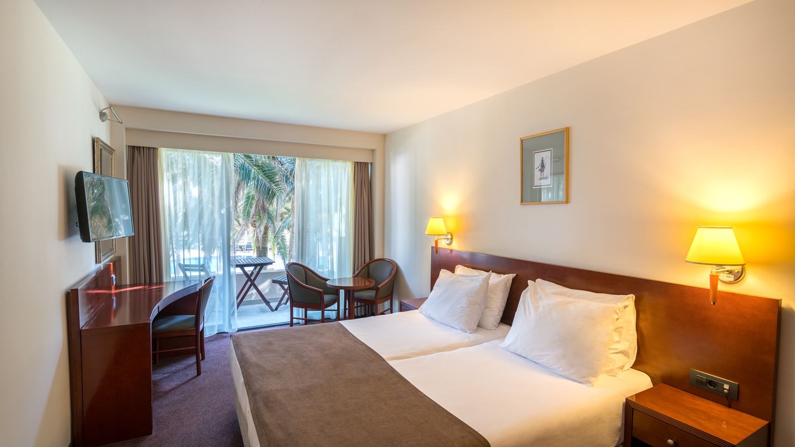 rooms-double-room-garden-view-priority-location