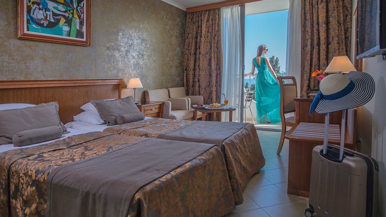 rooms-standard-room-with-balcony