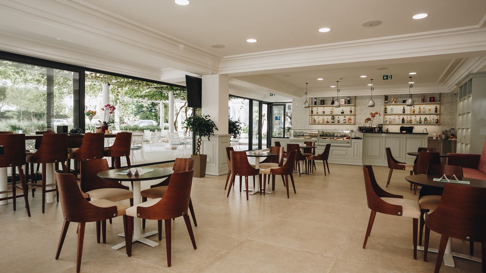 bars-mika-poslastičarnica