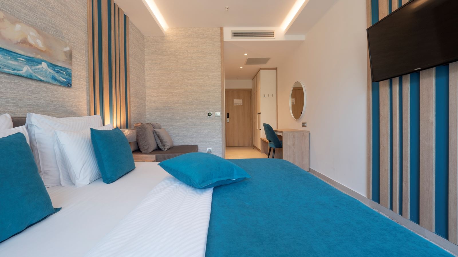 rooms-superior-room-side-sea-view