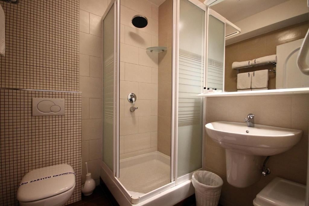 rooms-apartment-a2