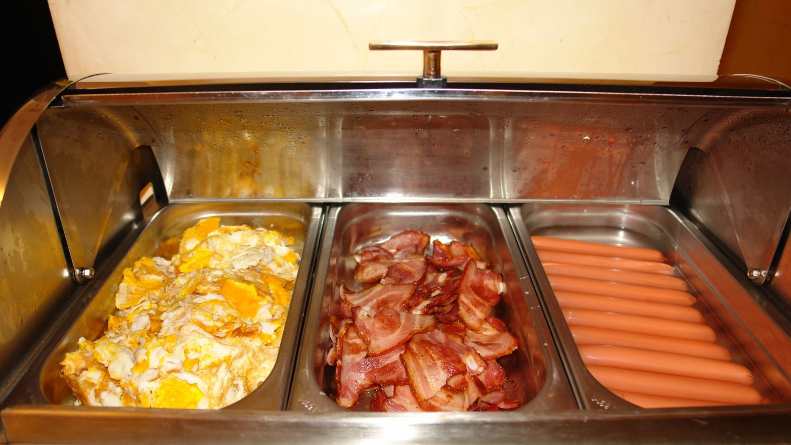 restaurants-restaurant