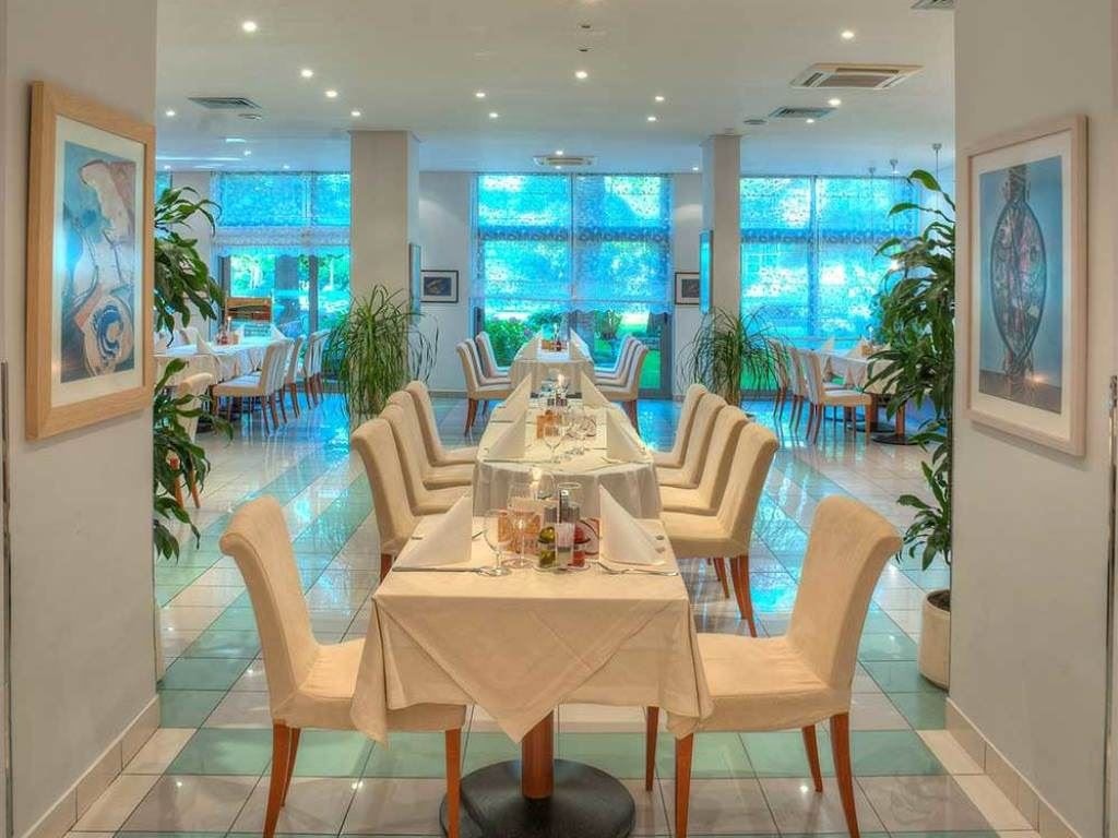 restaurants-main-restaurant