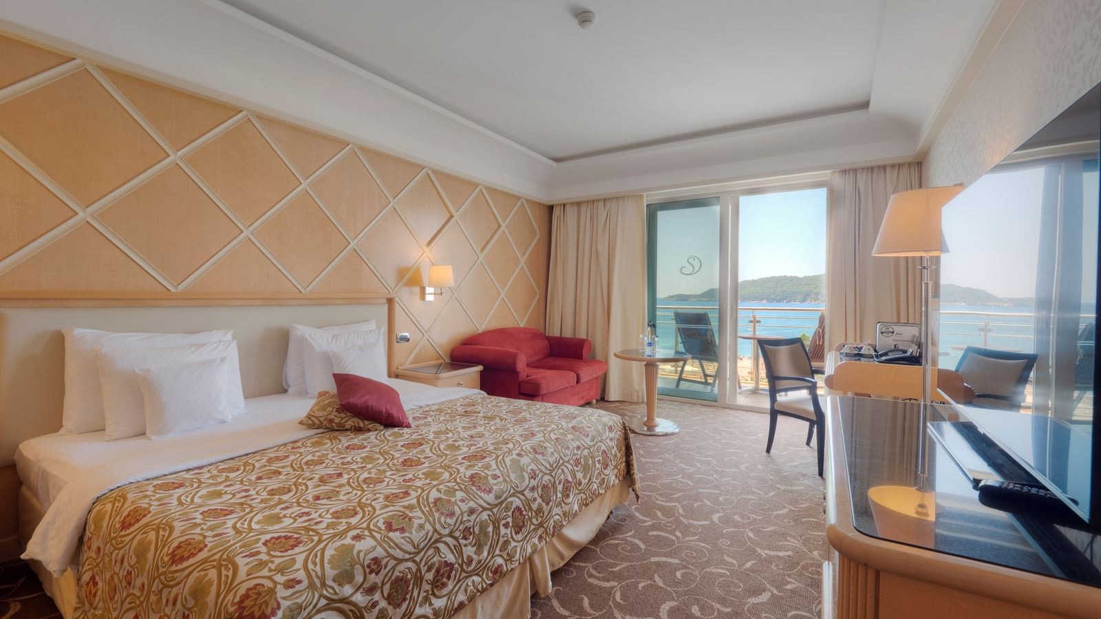 rooms-superior-room-sea-view