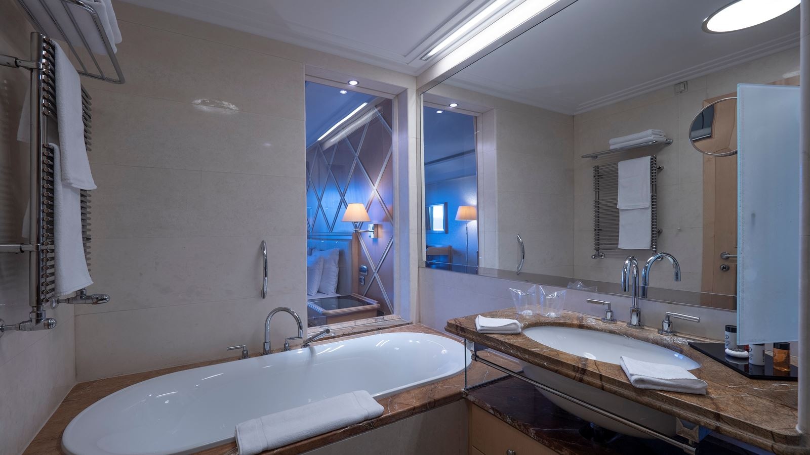 rooms-superior-room-premium-sea-view