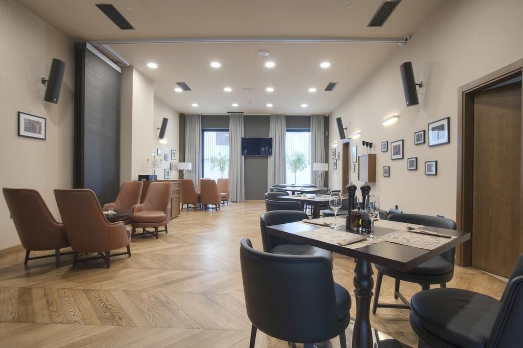 restaurants-main-restaurant