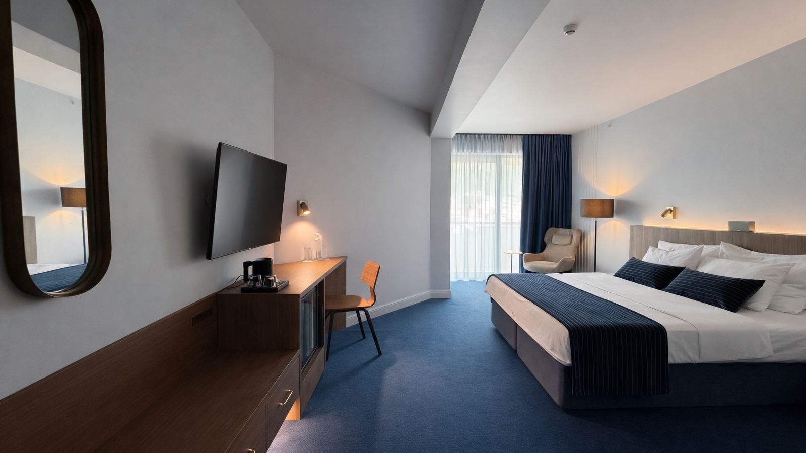 rooms-deluxe-double-room-with-extra-bed-single-use