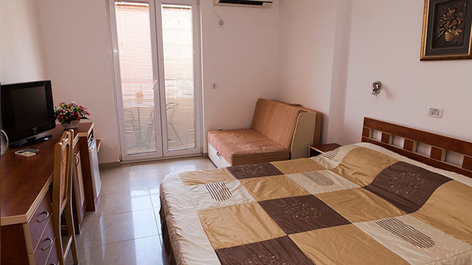 rooms-standard-sea-side-view