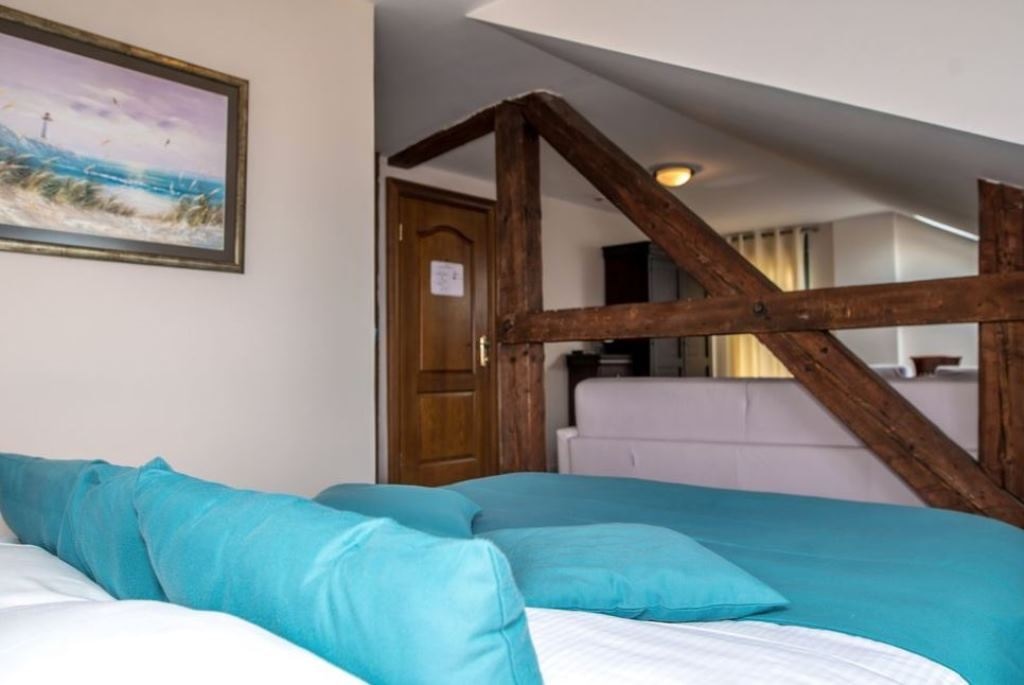 rooms-junior-suite
