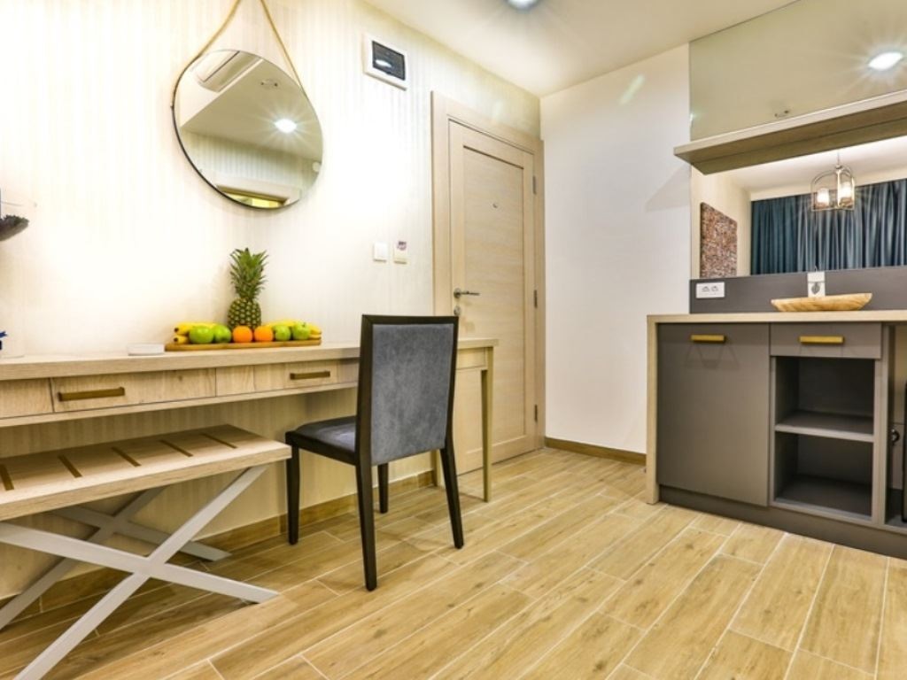 rooms-suite-with-balcony