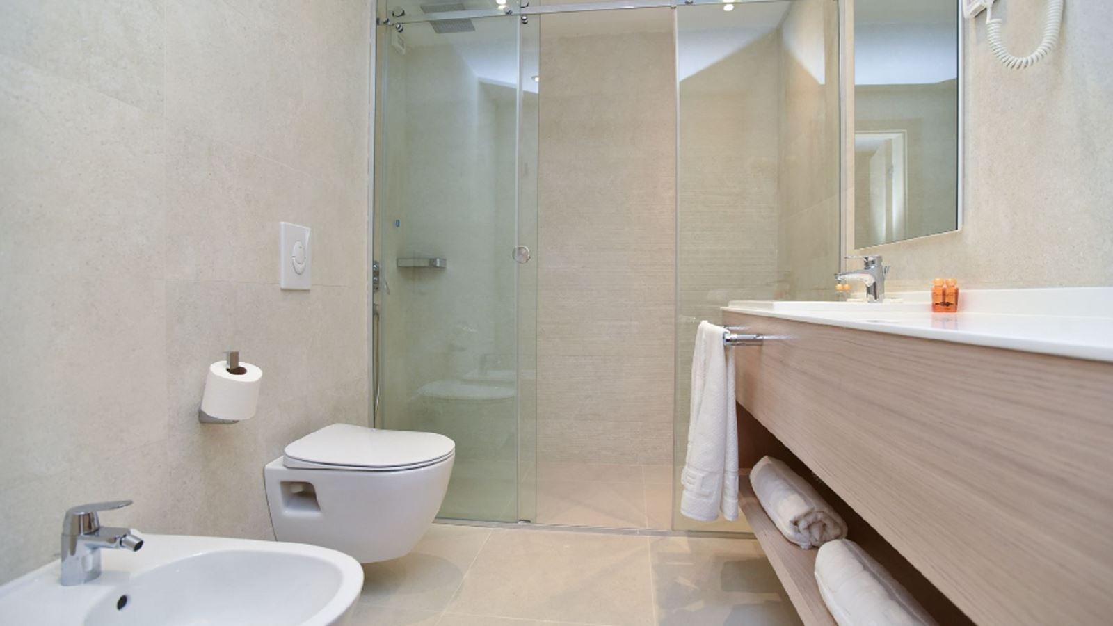 rooms-lux-suite-sea-view