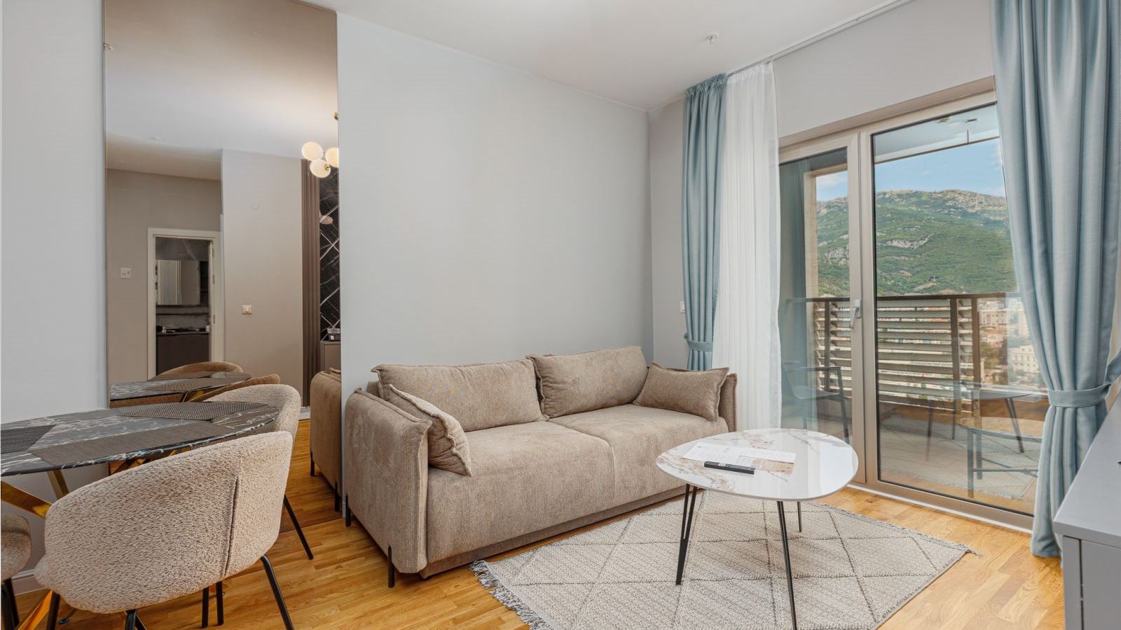 rooms-sea-view-skyline-onebedroom-apartment-with-terrace