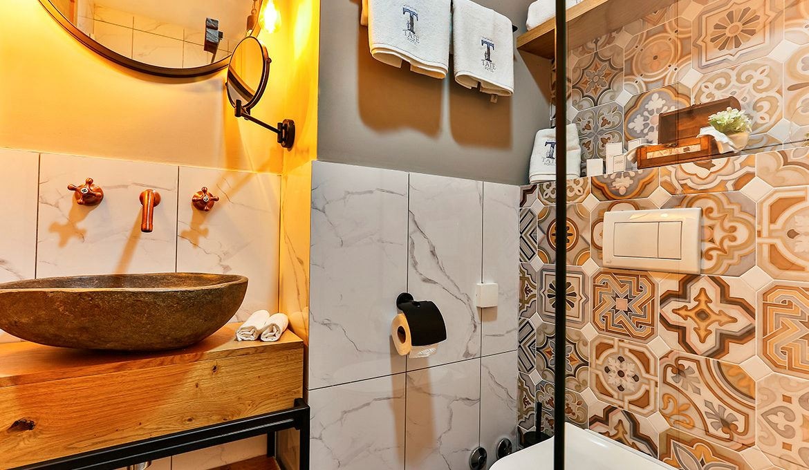 rooms-standard-double-room