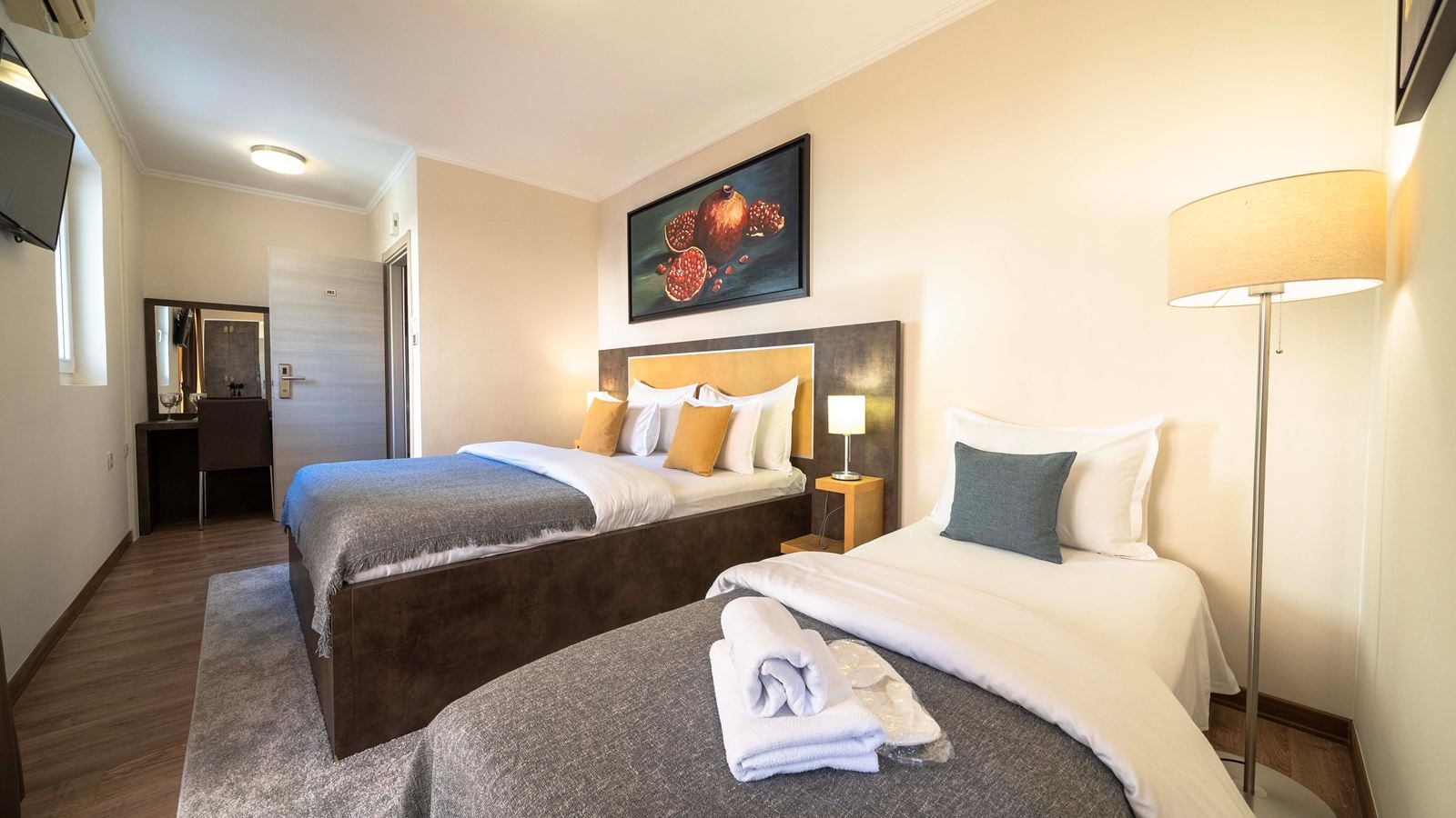 rooms-standard-double-room-with-extra-bed-annex-building