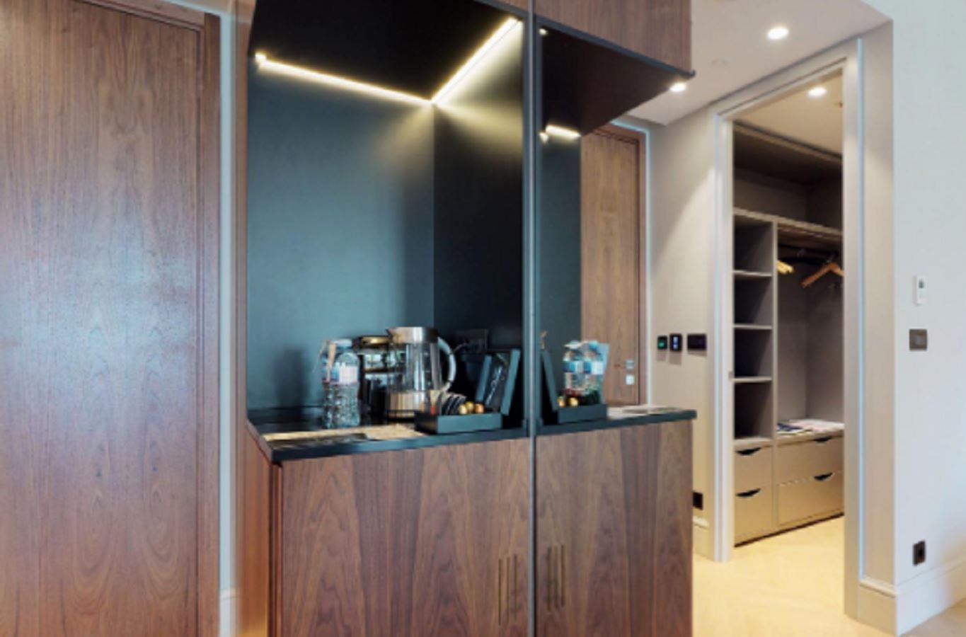 rooms-club-room-sea-view-with-terrace