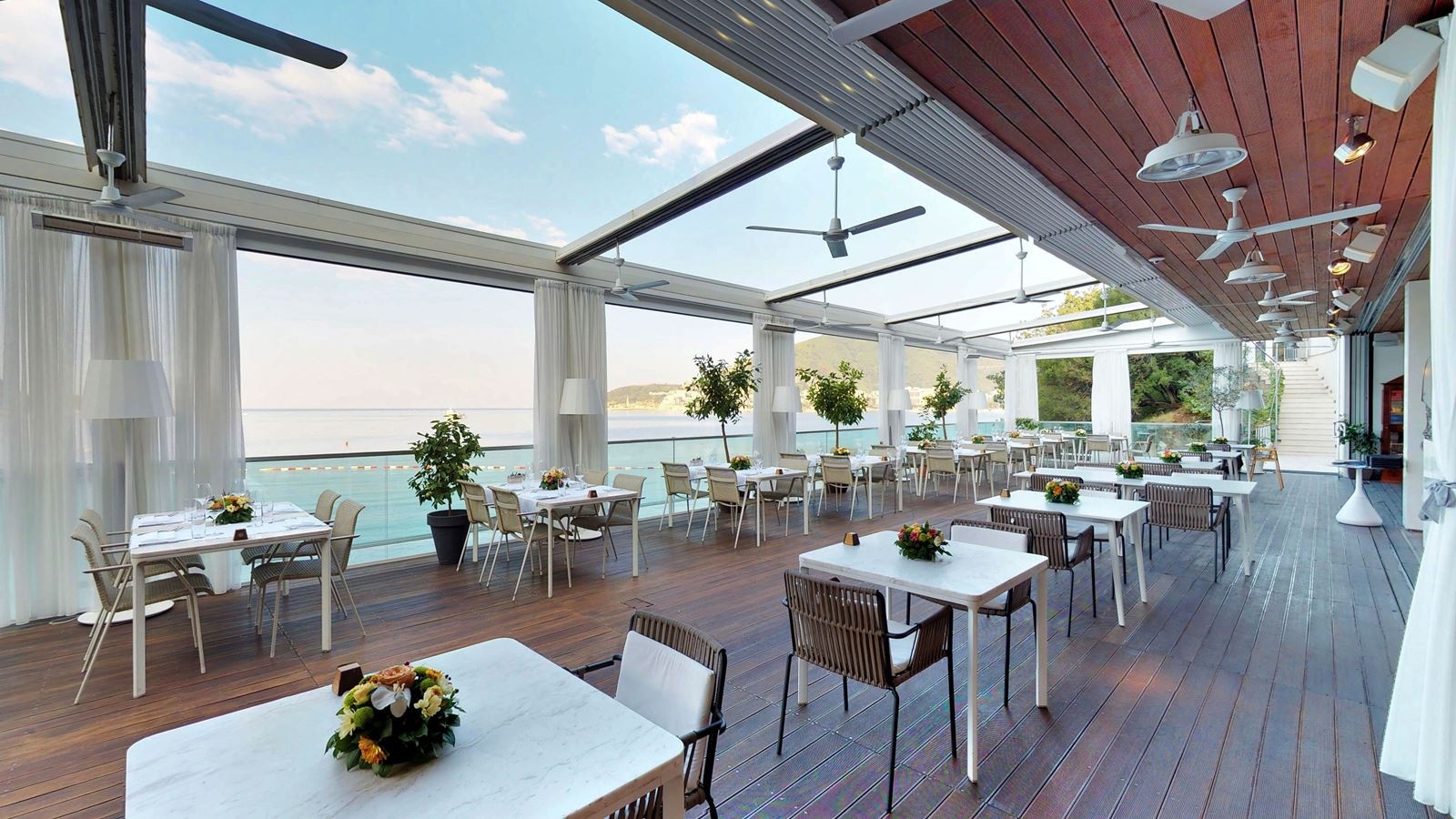 restaurants-dukley-seafront-restaurant