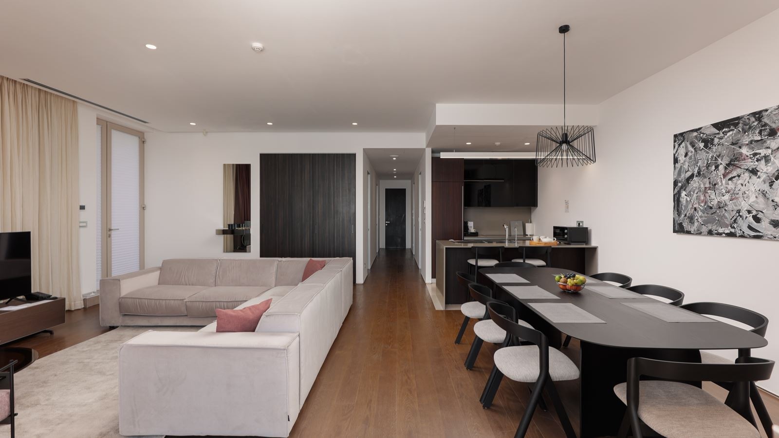 rooms-three-bedrooms-residence-sea-side-line