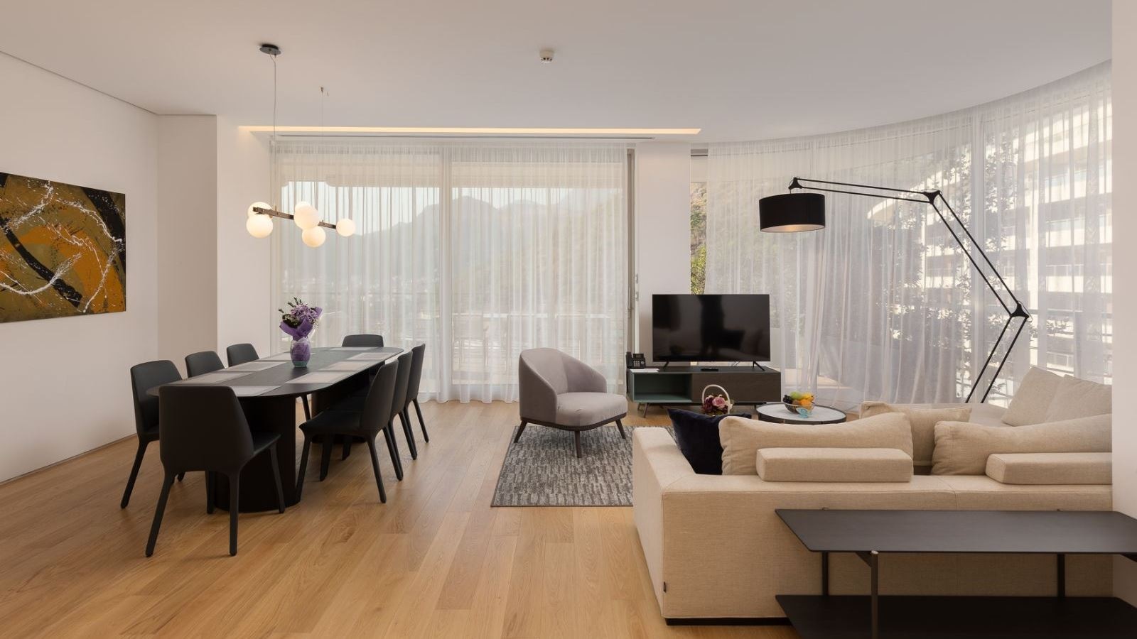 rooms-four-bedrooms-penthouse-garden-line