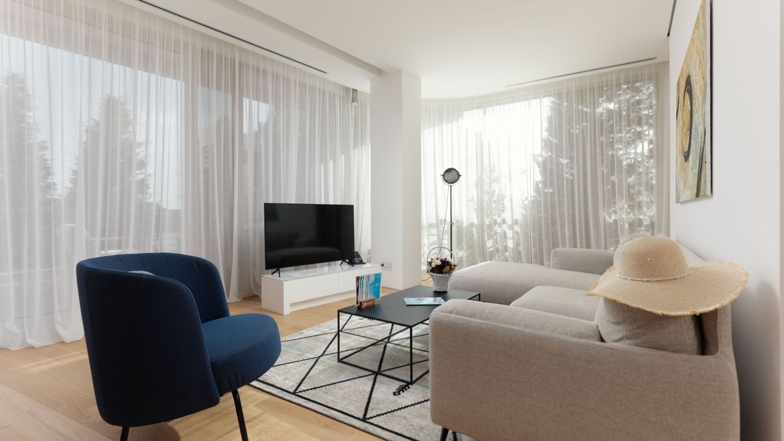 rooms-three-bedrooms-residence-garden-line