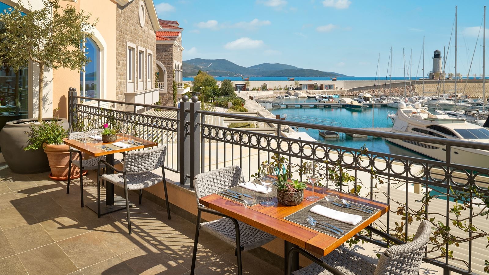 restaurants-the-restaurant