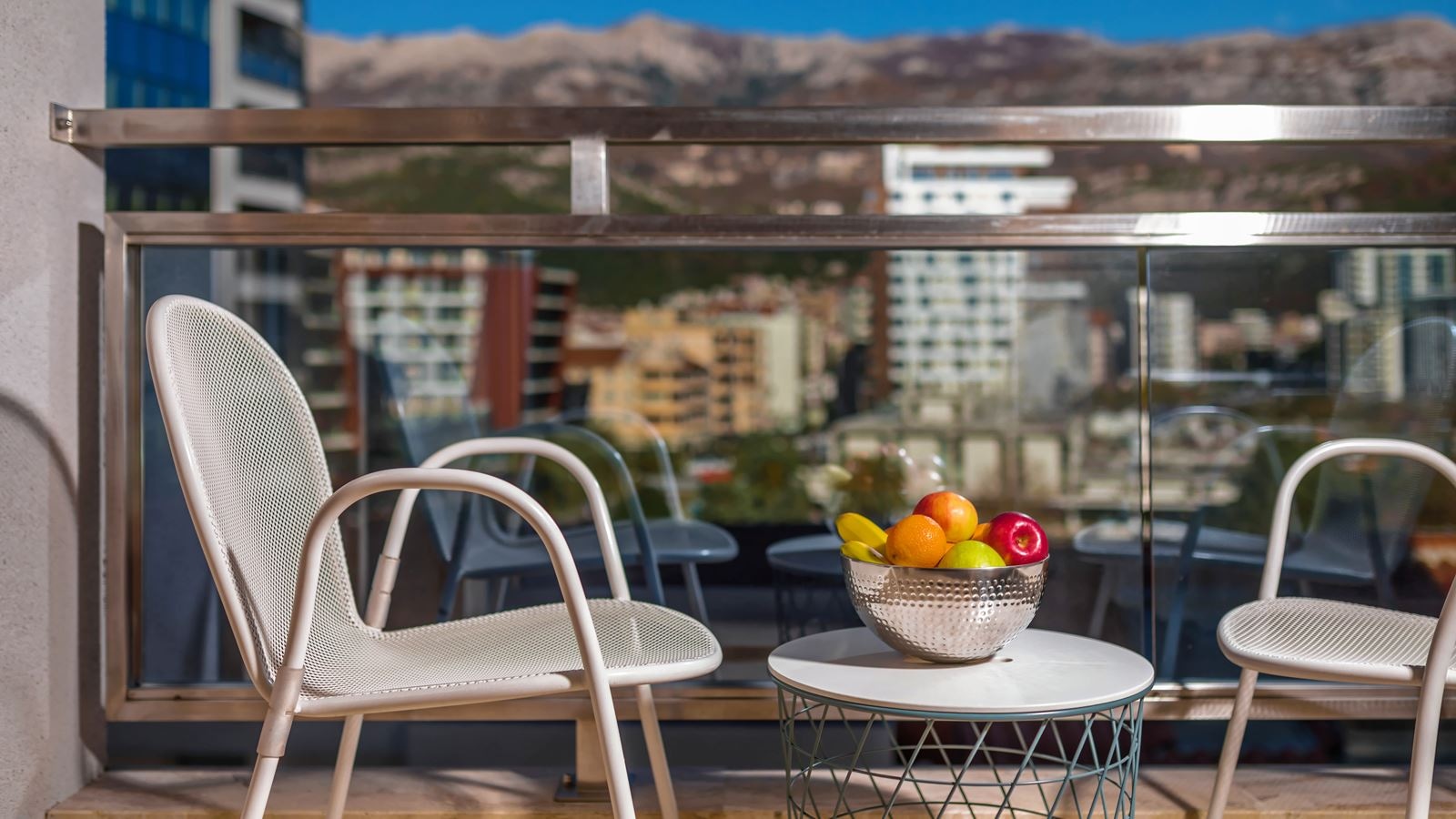 rooms-apartment-comfort-sea-view