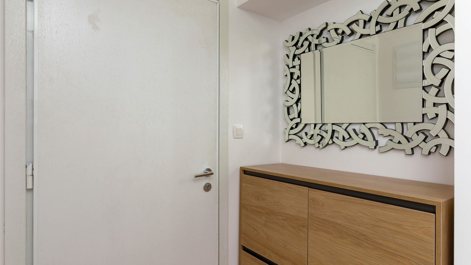 rooms-apartment-comfort-sea-view