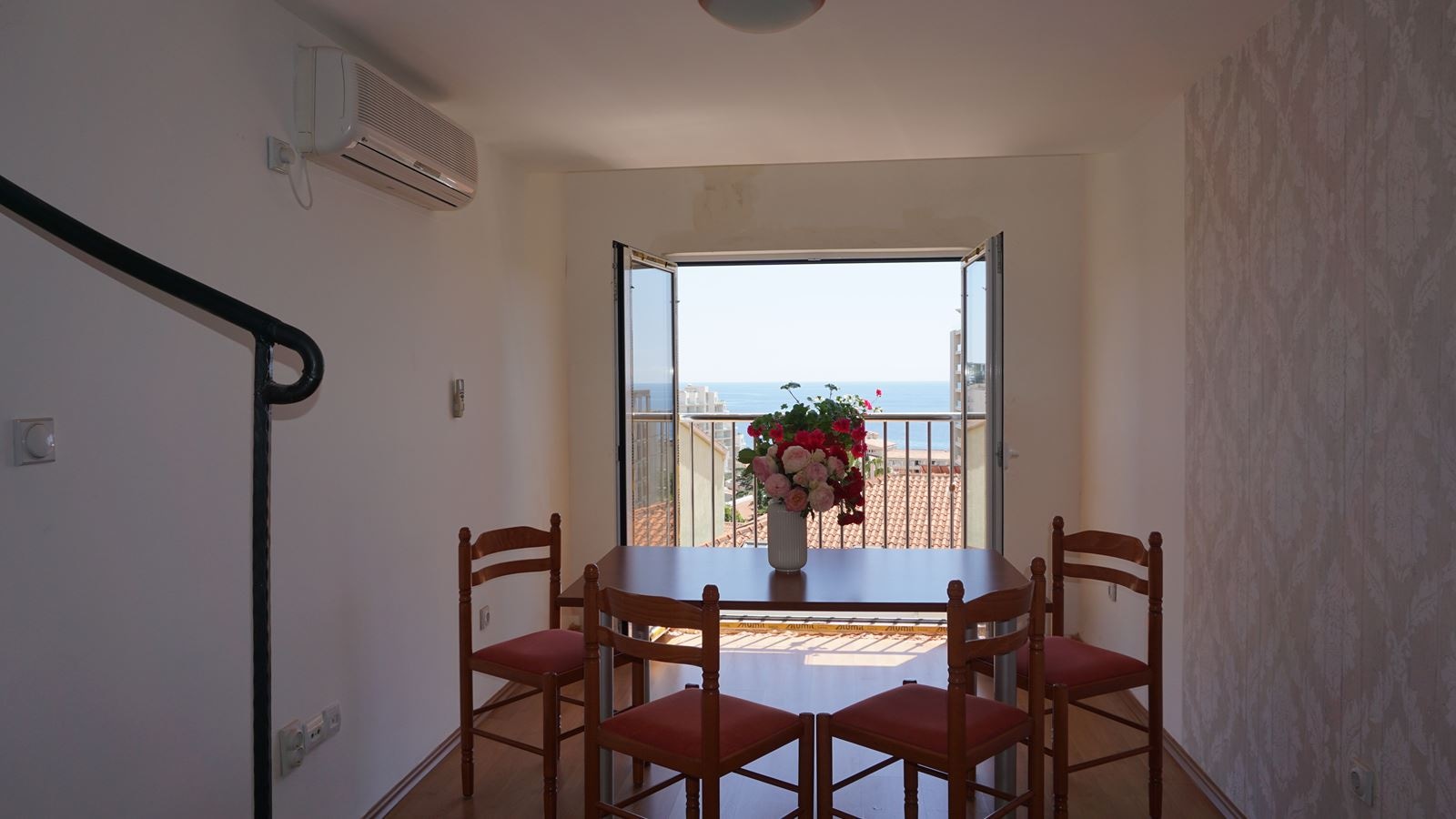 rooms-apartment-quad