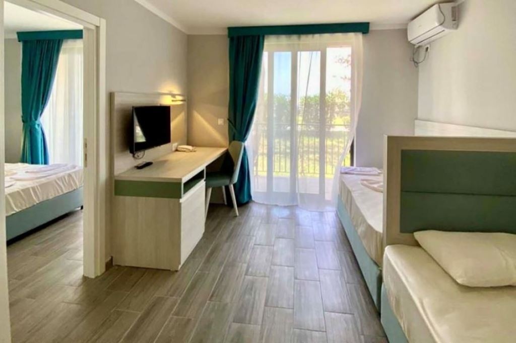 rooms-family-apartment-in-villas