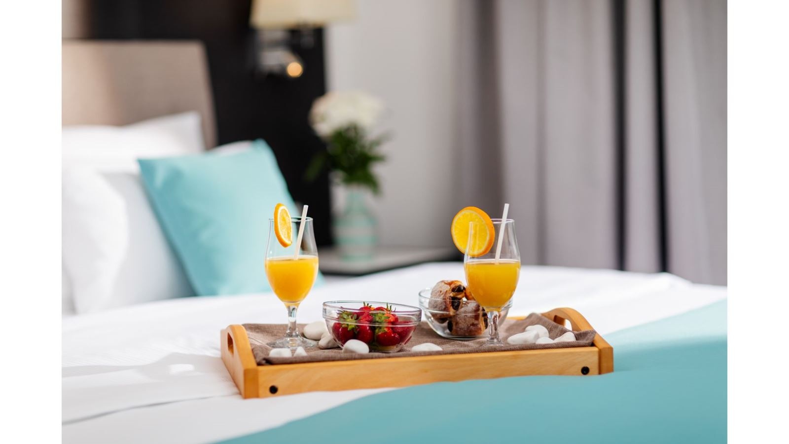 rooms-superior-triple-room-with-balcony