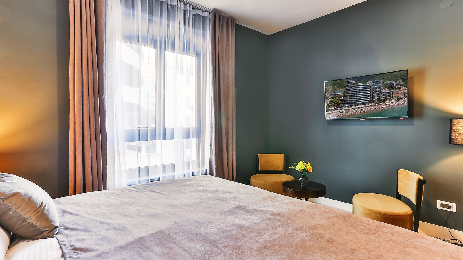 rooms-standard-double-room-single-use