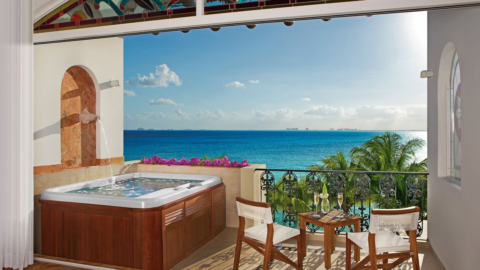 rooms-junior-suite-ocean-front