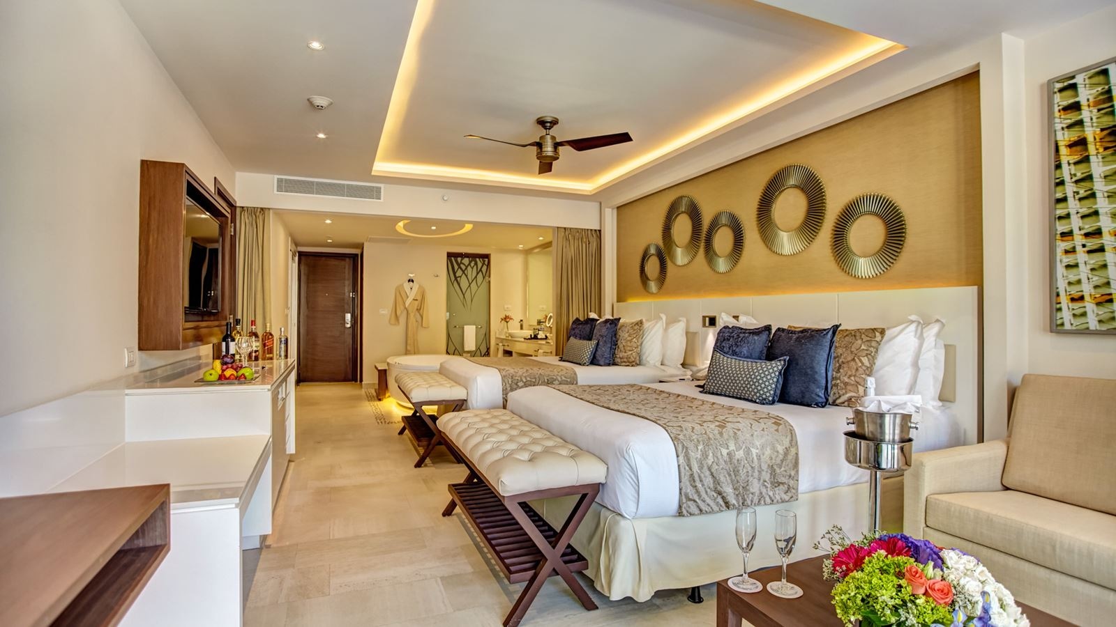 rooms-luxury-junior-suite-ocean-view