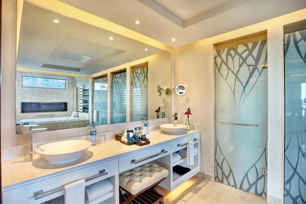 rooms-luxury-presidential-one-bedroom-suite-ocean-view-diamond-club