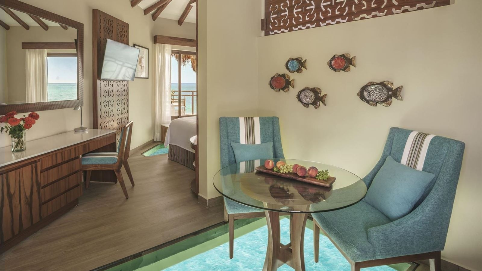 rooms-bungalow-over-water