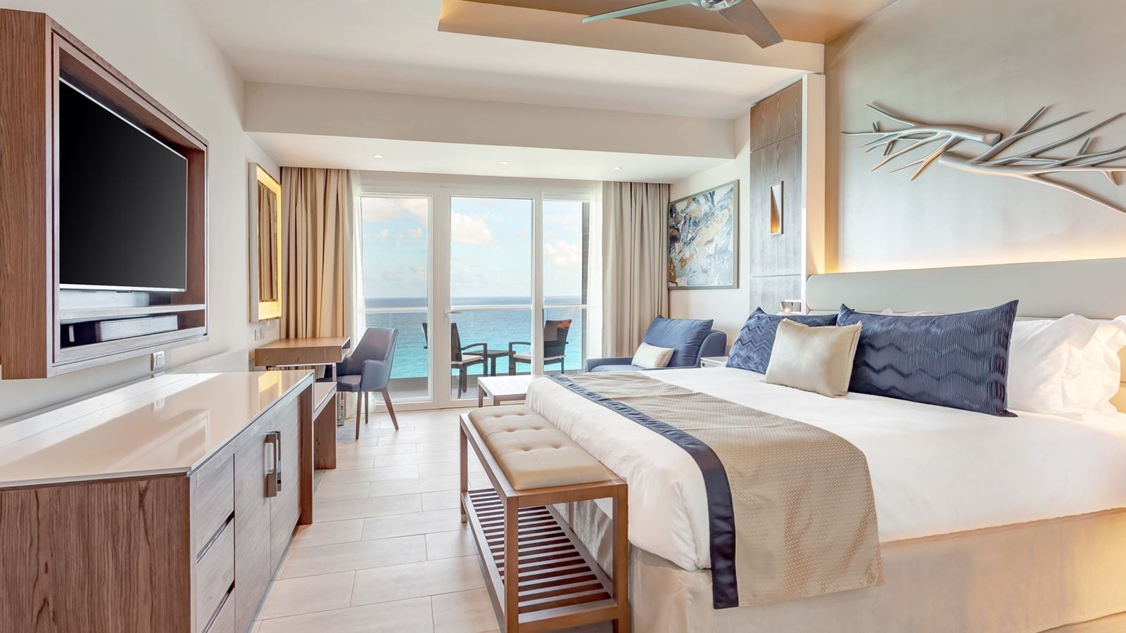 rooms-luxury-presidential-one-bedroom-suite-ocean-front