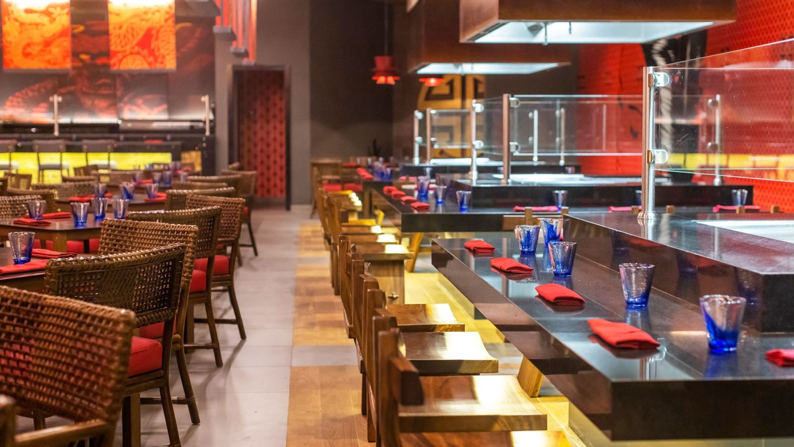 restaurants-east-sushi--teppanyaki-bar