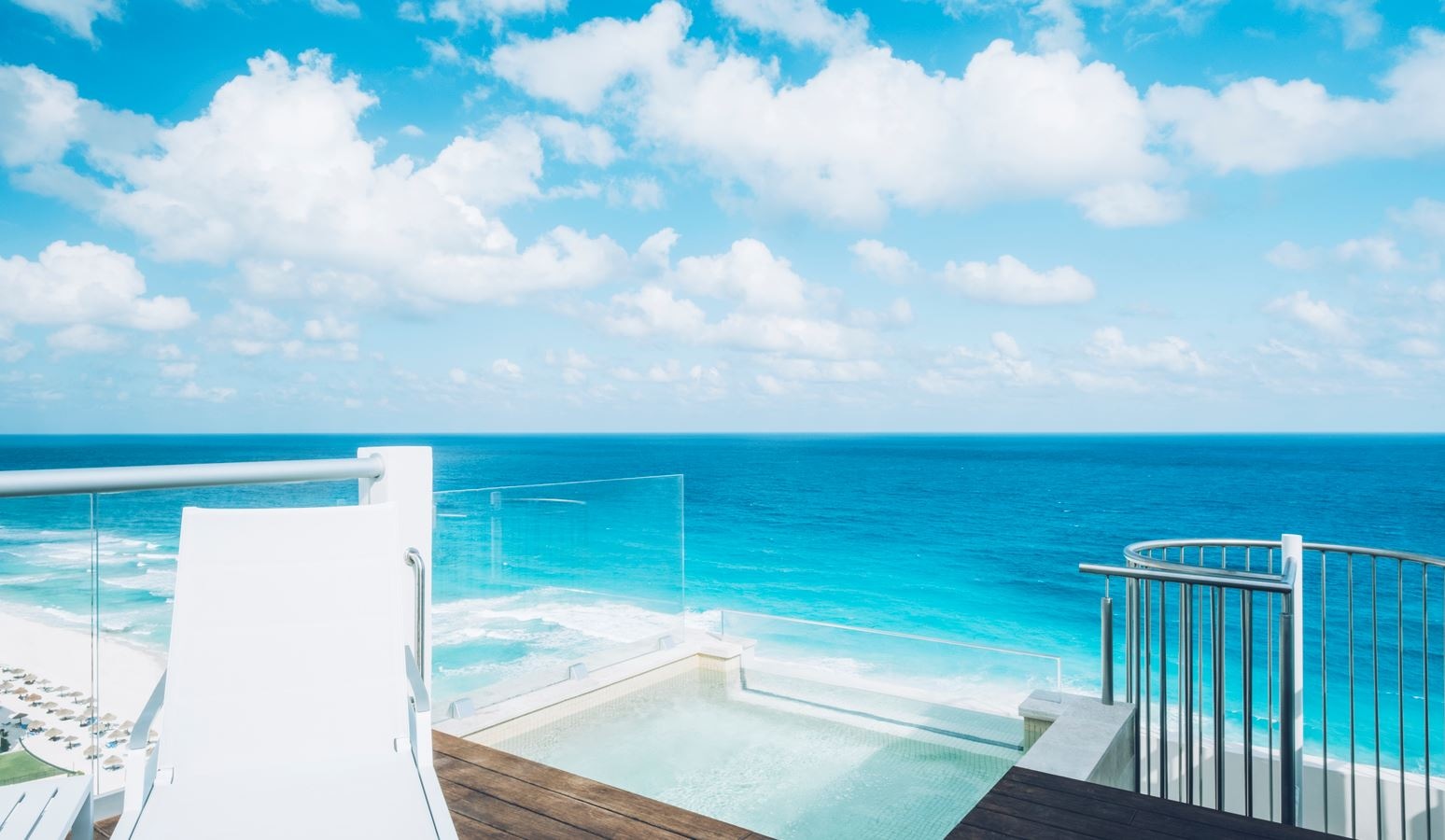 rooms-junior-suite-roof-top-ocean-front