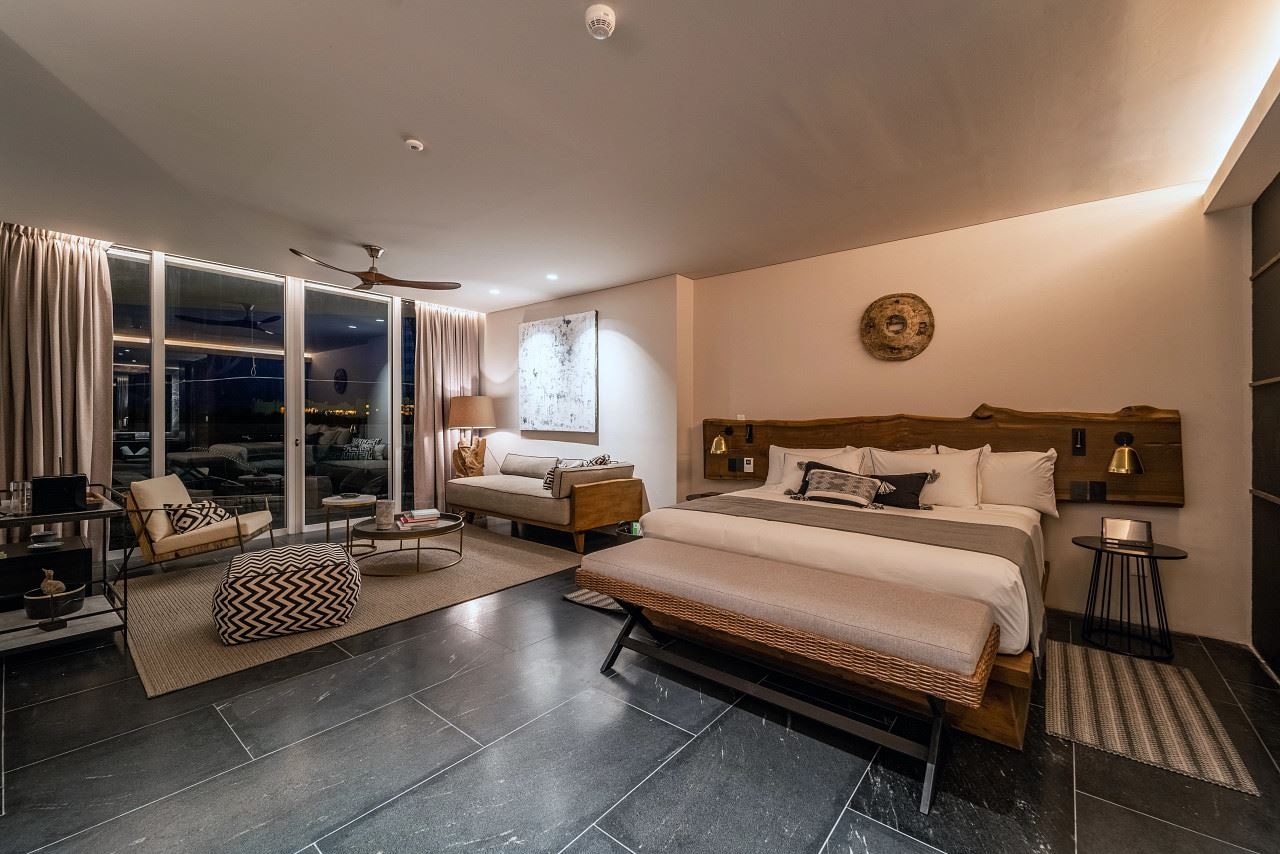 rooms-signature-suite-ocean-view