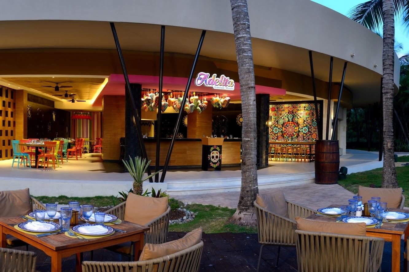 restaurants-adelita