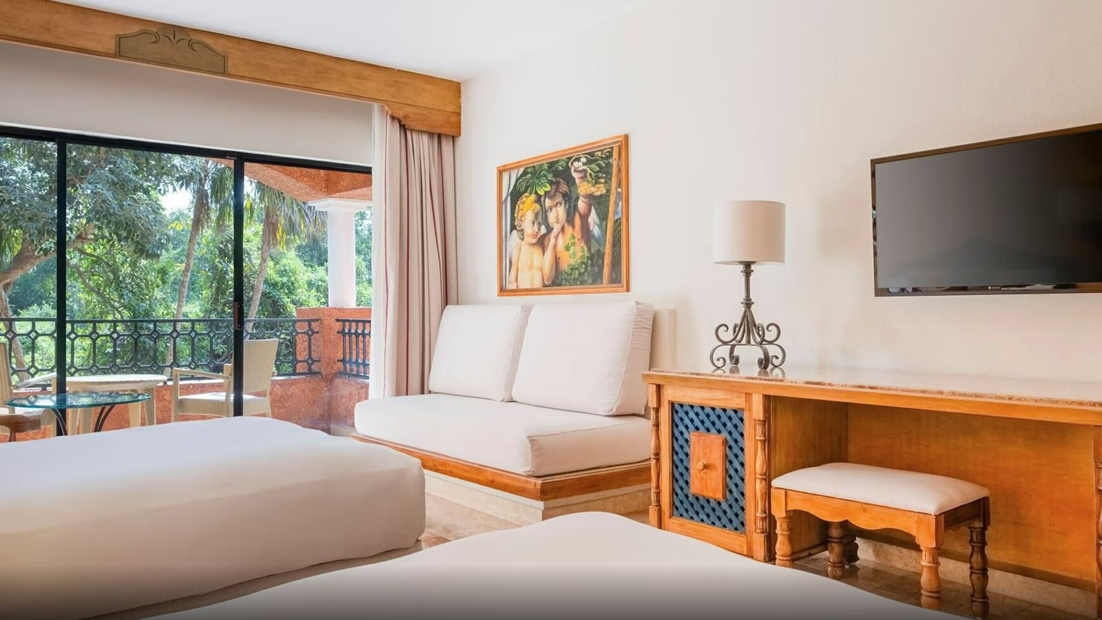 rooms-premium-tropical-view