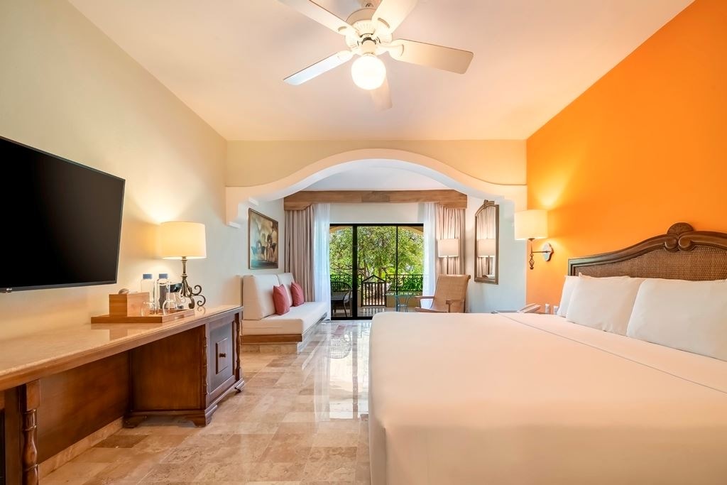 rooms-junior-suite-beach-access