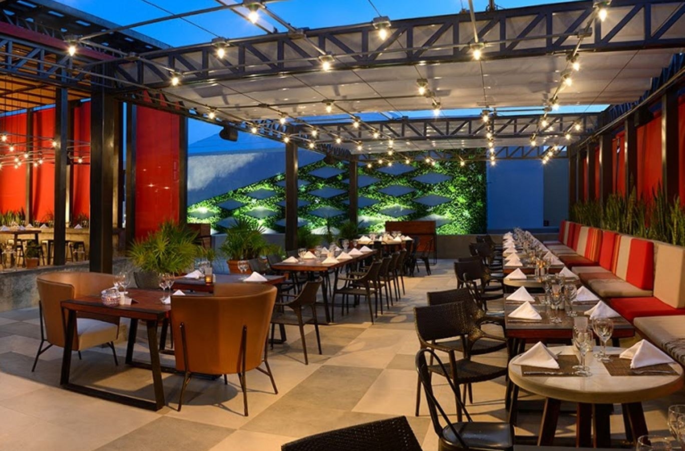 restaurants-terrace-tapas-lounge--bar