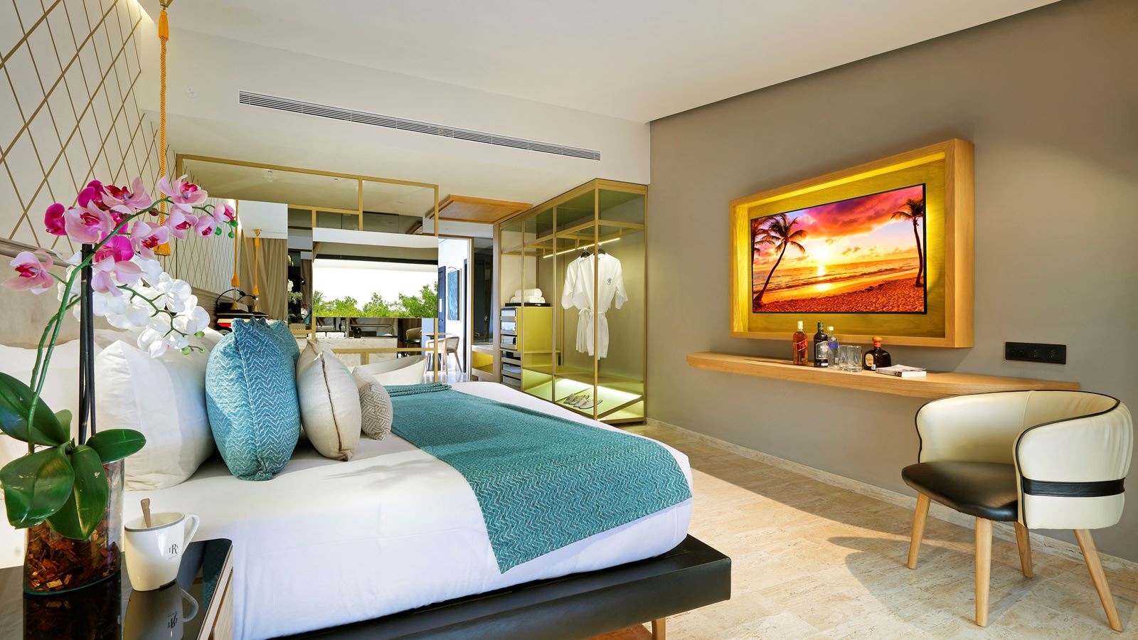 rooms-suite-garden-view