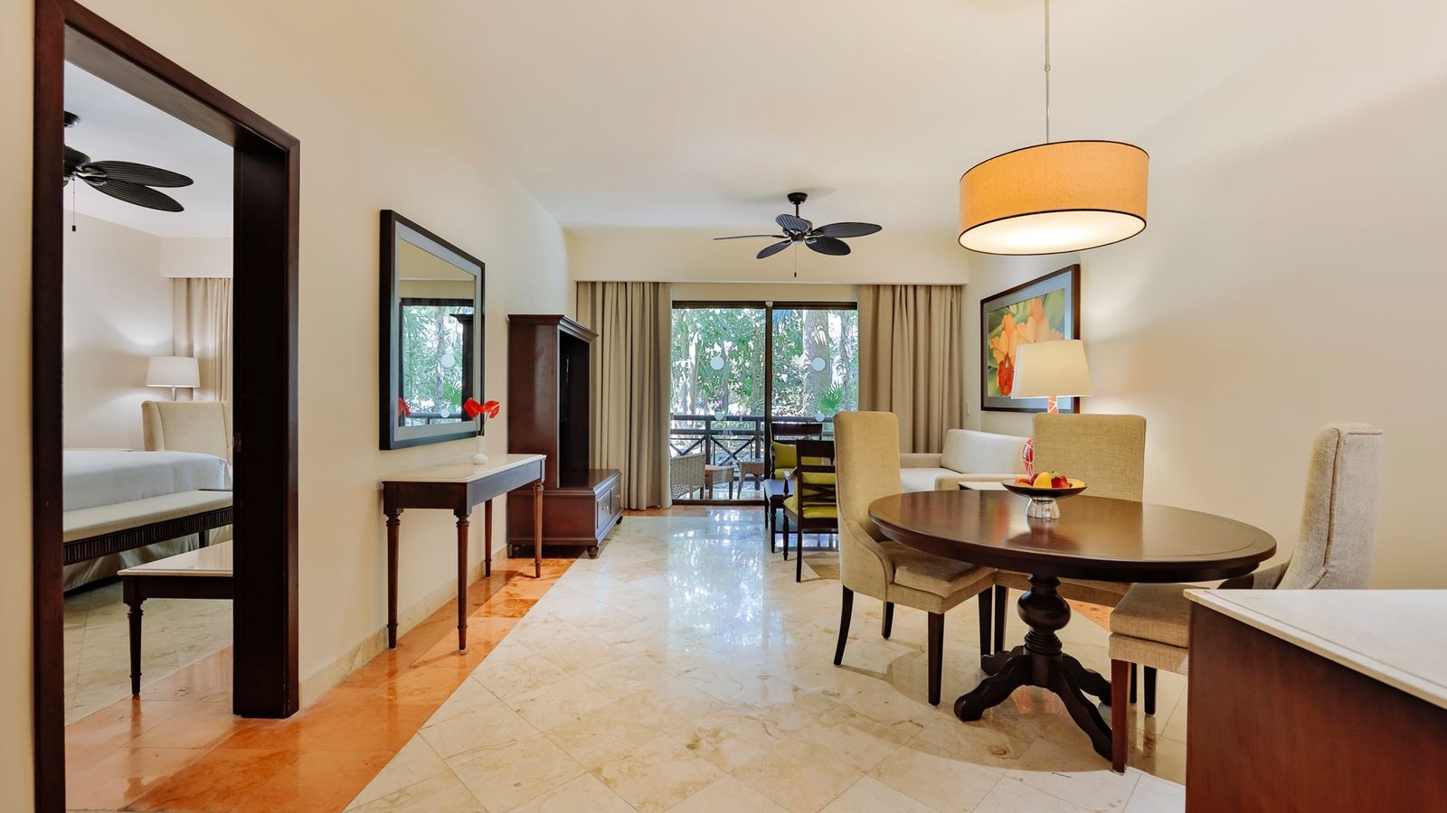 rooms-suite-royal-level