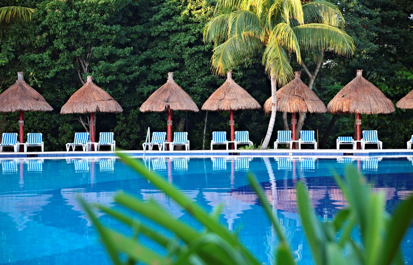 pools-outdoor-pool