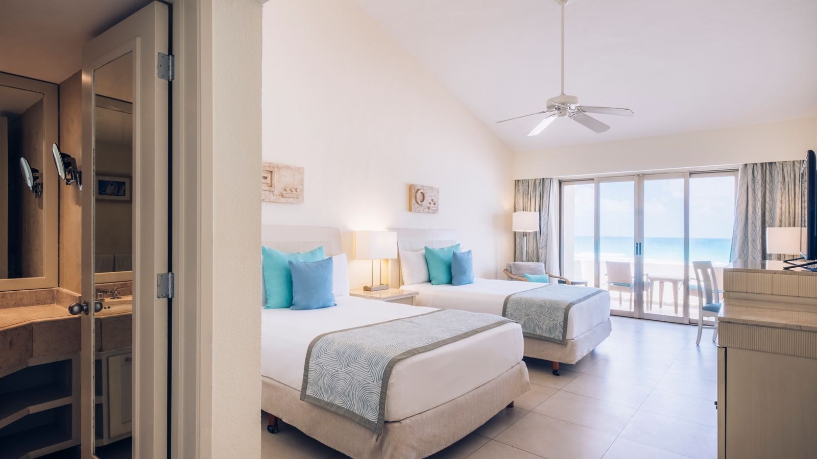 rooms-villa-ocean-front