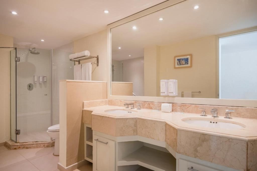 rooms-villa-ocean-front