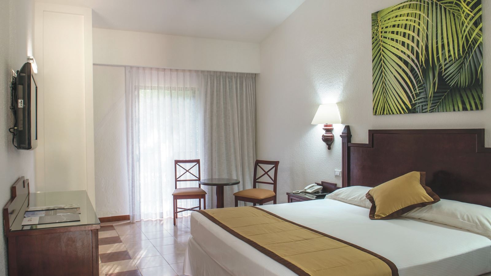 rooms-standard-room