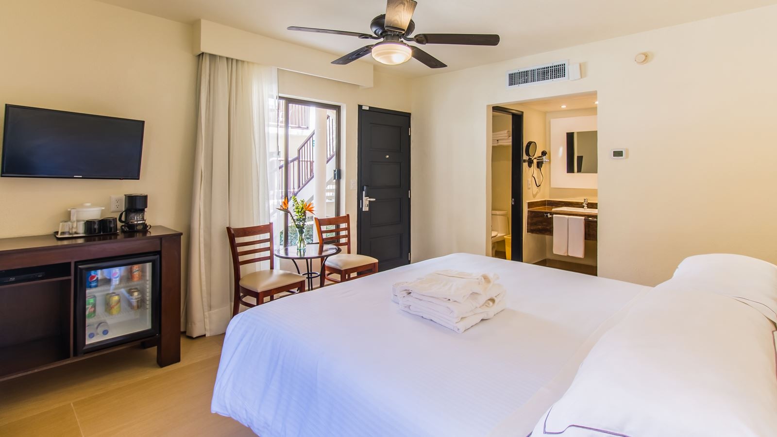 rooms-premium-room