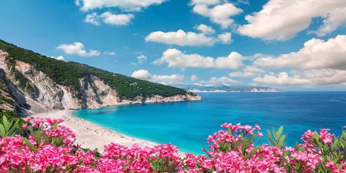 Plaja Myrtos: ghid complet pentru o vacanță de neuitat